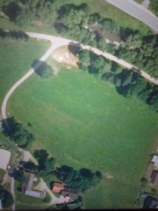 Sprzedam działkę w centrum Męciny