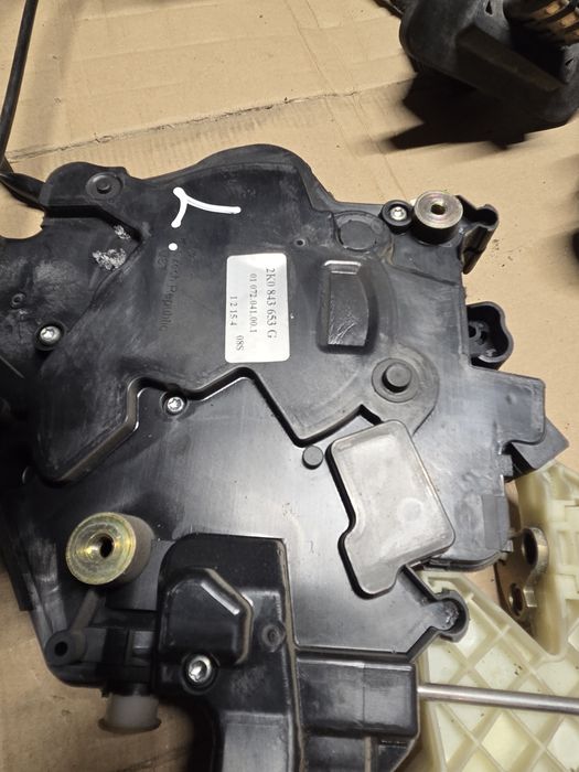 Zamek centralny drzwi przesuwnych vw caddy 3