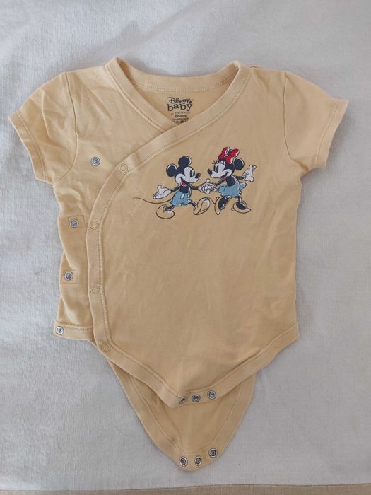 Roupa de bebé menino