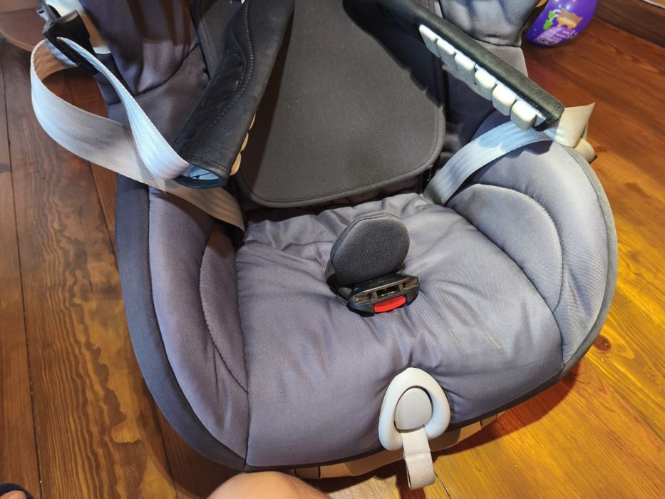 Britax Romer Trifix Stone Gray, isofix