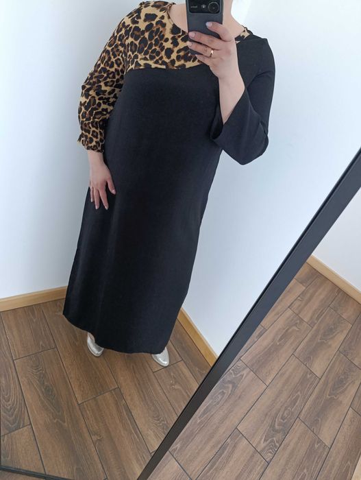 czarna sukienka z panterką