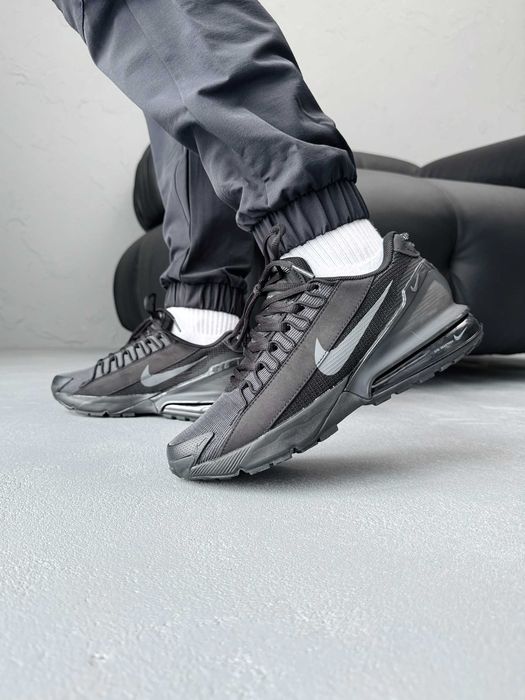 Мужские кроссовки Nike Air Max Pulse Roam "Black" Размеры 40-45