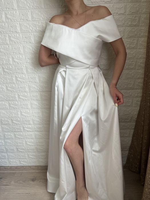 Нова весільна/вечірня сукня бренду invito з магазину wow sophie