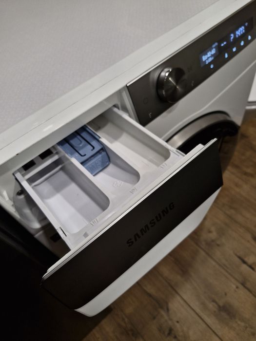 Pralko-suszarka Samsung AddWash WD90T954ASH