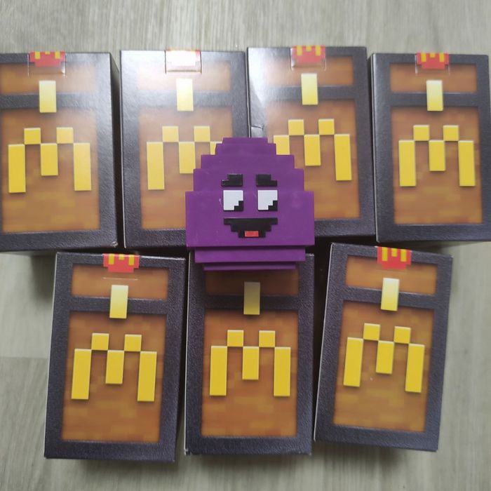 Колекційні іграшки Макдональдс майнкрафт Minecraft McDonald's