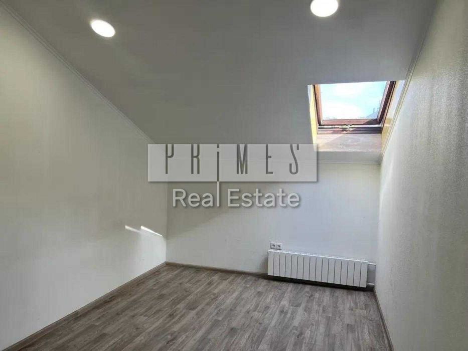 Продаж дворівневої квартири, в. Басейна 1/12, Площа Українських Героїв