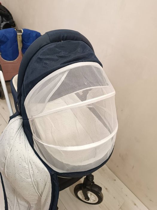 Продам дитячу коляску 2в 1