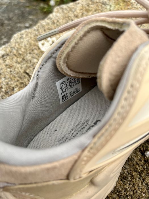 Ténis Adidas Ozweego