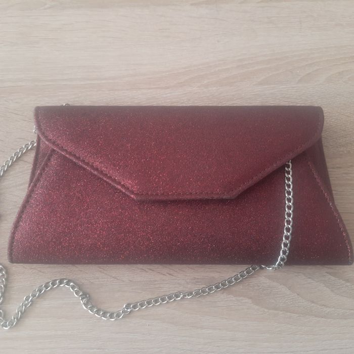 Kopertówka bordo z lancuszkiem