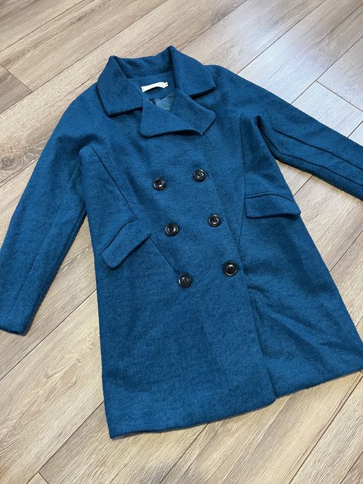 Пальто жіноче