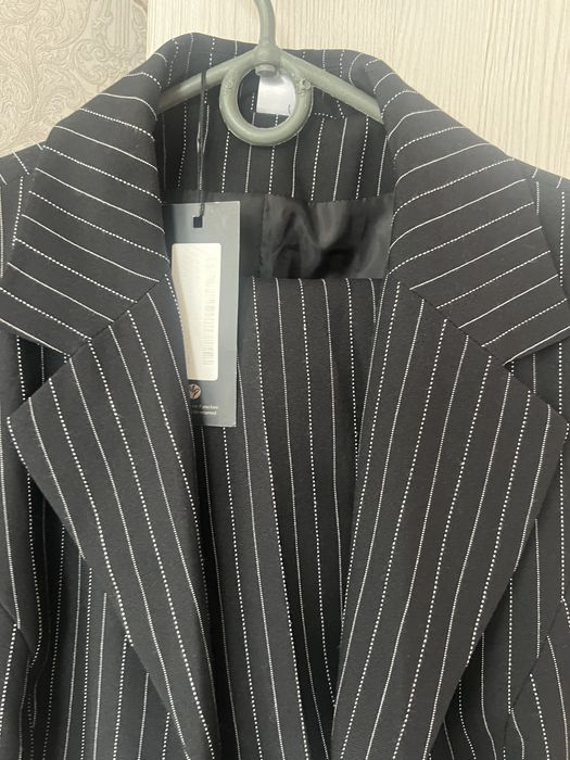 Продам костюм (новий)