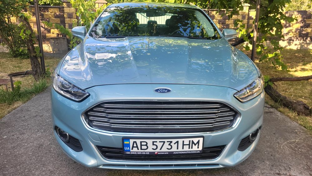 Продам власний Ford Fusion Hybrid SE
