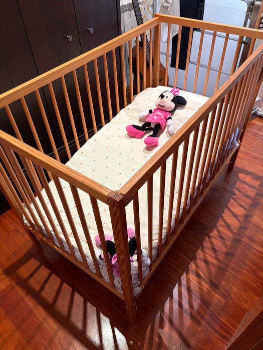 Berço de Grades Regulável Happy Bear 120x60. Como NOVO.