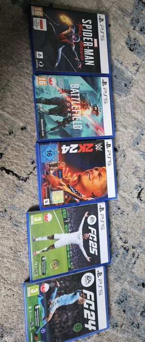 Mam na na sprzedaż 5 gier.