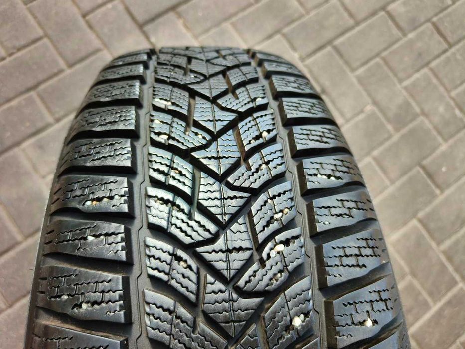215/65 98H R16 DUNLOP Winter Sport 5 SUV 8mm 2024r Zimowe Opony 4szt Ładne