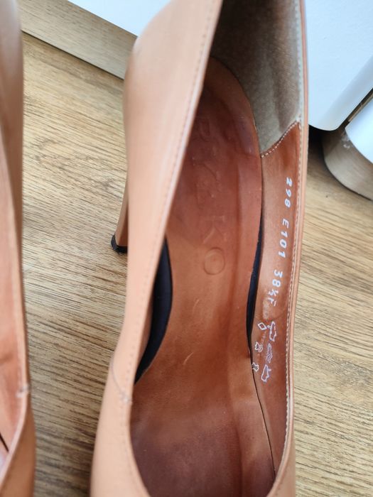 Buty Ryłko skóra naturalna 38,5 nude beżowe