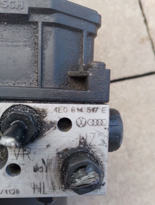 Pompa ABS hamulcowa AUDI A8 D3 4E0614517E 4E0910517A
