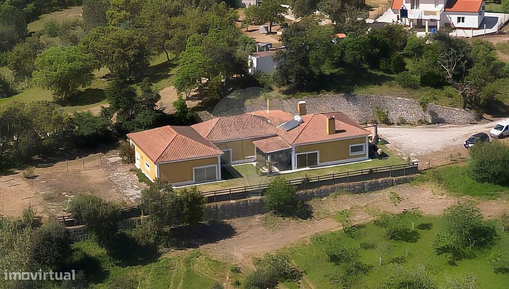 Moradia T5 para venda