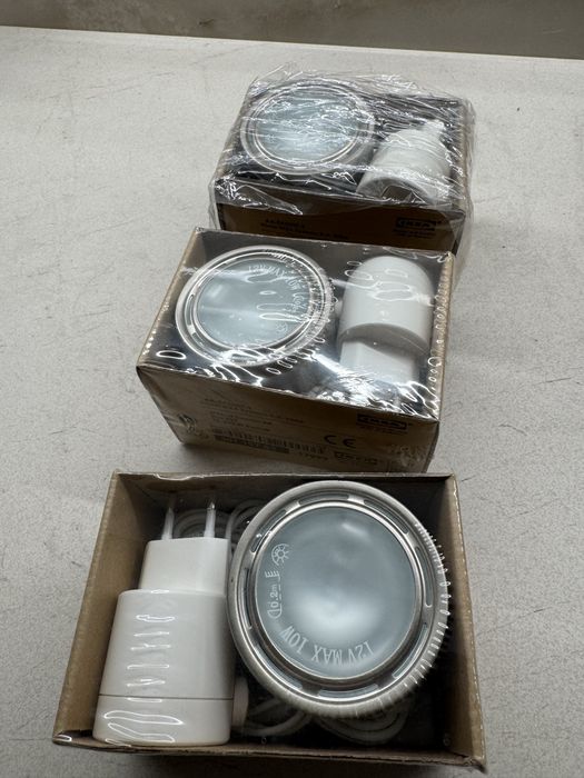 Iluminação IKEA GRUNDTAL (novo)