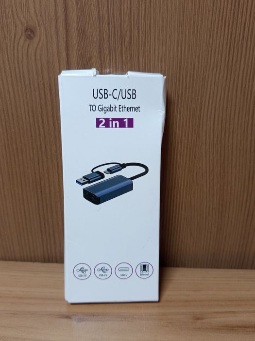 Adapter sieciowy marki Oliveria USB-C