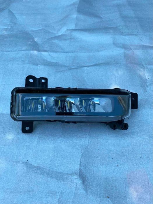 BMW F40 F45 Halogen Prawy Led