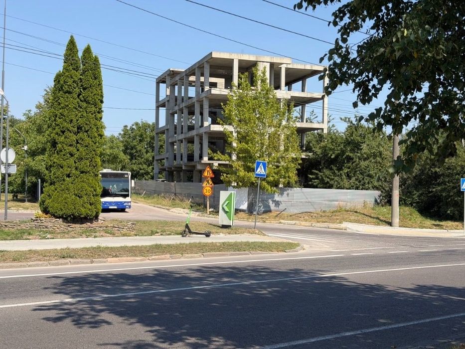 Продам комерцію 10 сотих, 1107 м2, перша лінія, Зелена 283 (поруч ОККО)