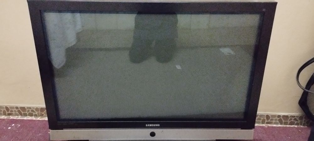 Televisão Samsung 71x105
