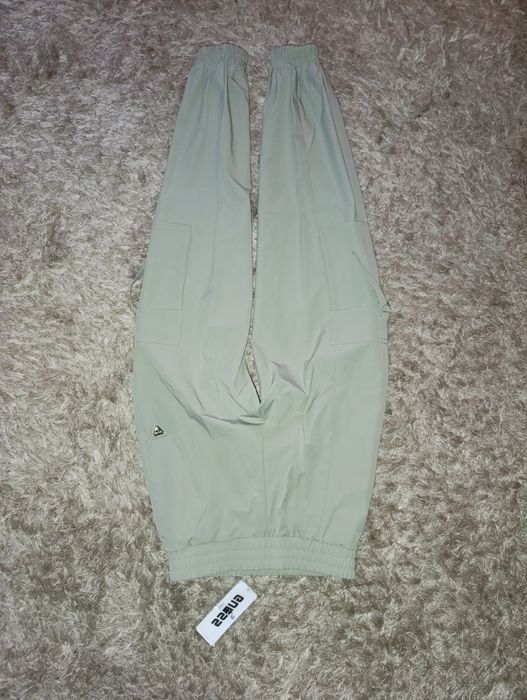 Joggery 36 S Guess Aurlie Cargo Pants zielone oliwkowe cargo wysoki stan