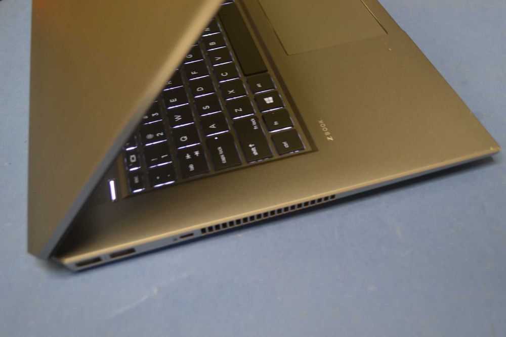 Laptop HP ZBook G5, i7-8750H, 8gb, 256SSD, Nvidia Quadro P600