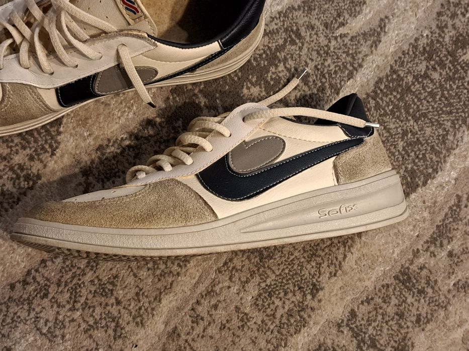 Stare Buty Sofix z czasów PRL-u Sofixy rozmiar 40 długość wkładki 24,5