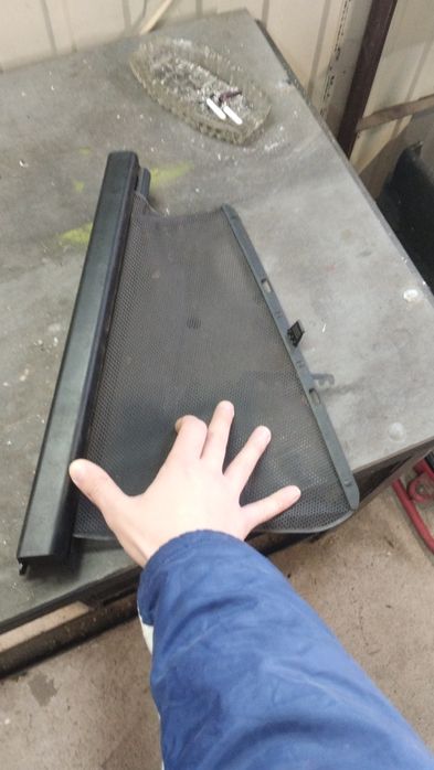 Roletka tylnej szyby strona prawa BMW E39 touring rarytas