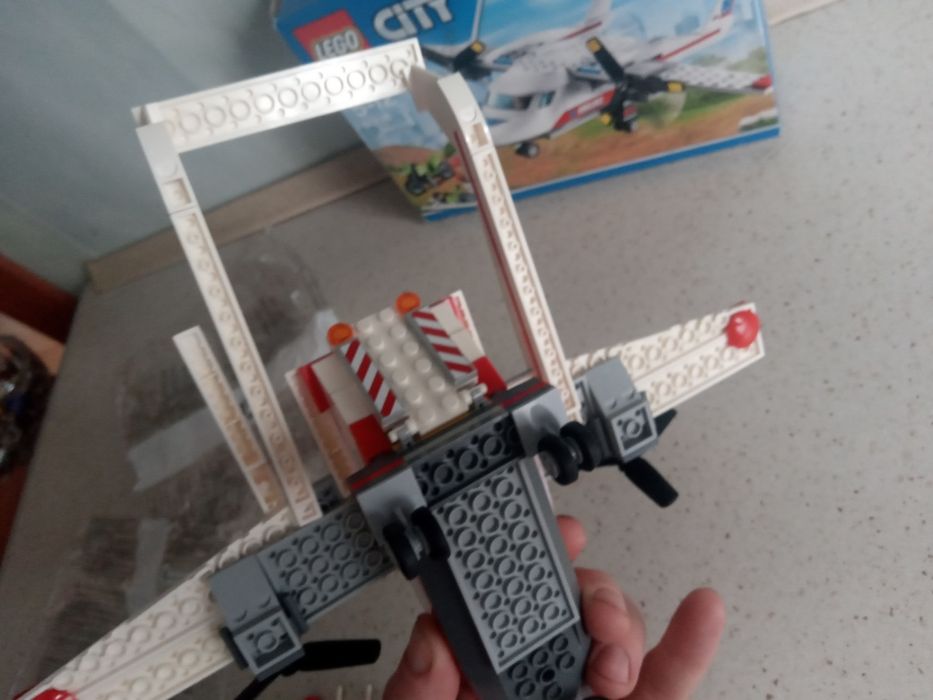 Klocki lego city 60116 samolot