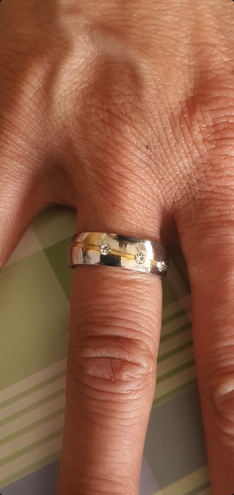 Alianças em titanium e ouro laminado 18k