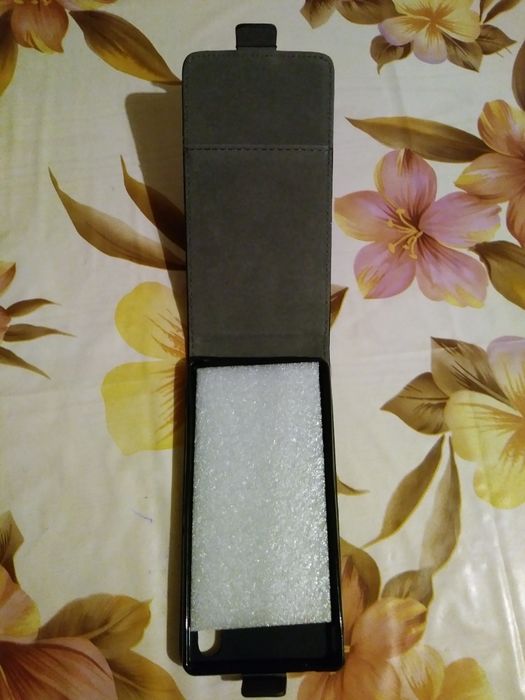 Kabura pionowa Xperia M4 Aqua