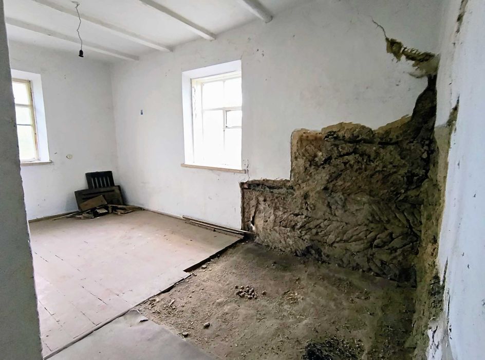 Дім 76 м2 біля ставка Дмитрушки 2,3 км Умань газ піч криниця 32 сотки