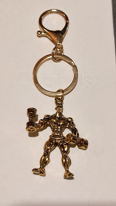 Крутой брелок для Бодибилдеров