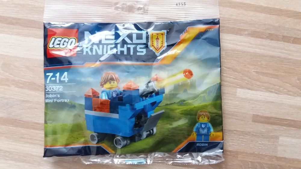 LEGO 30372 Nexo Knights Robin's Mini Fortrex
