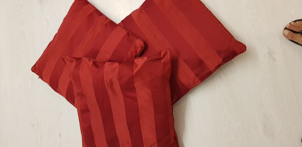 1 Tapete Shaggy 200x300 + 1 Tapete Shaggy 140x70 + 2 Almofadas 50x50