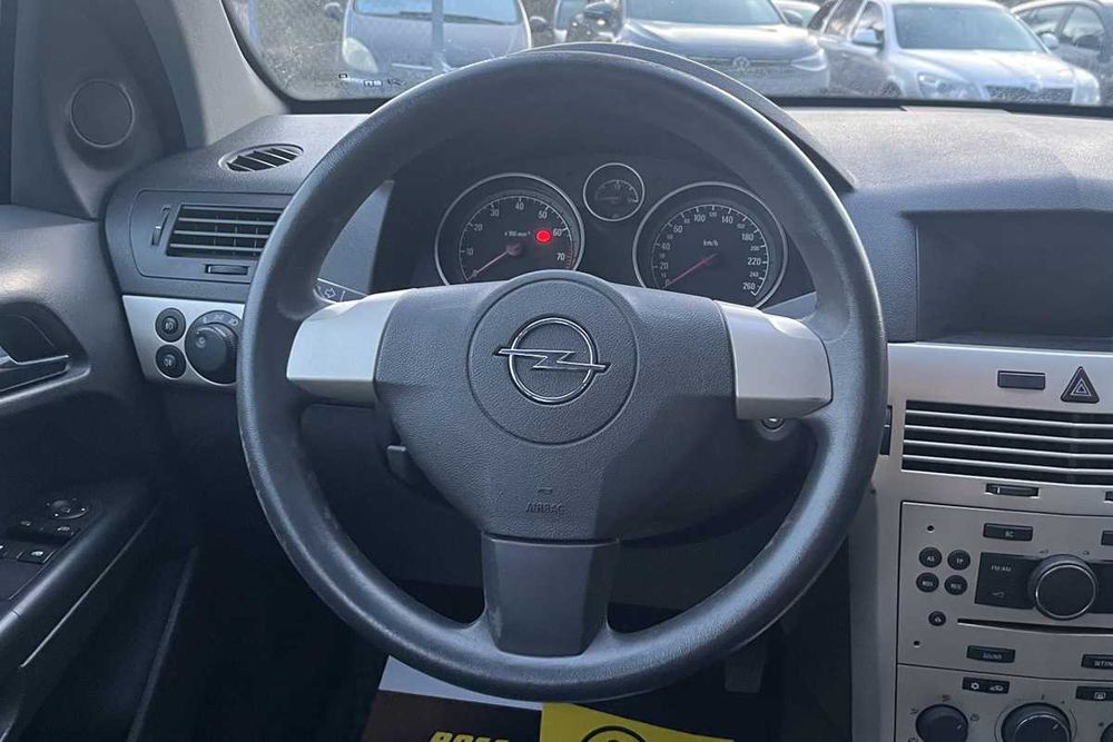 Opel Astra  2008