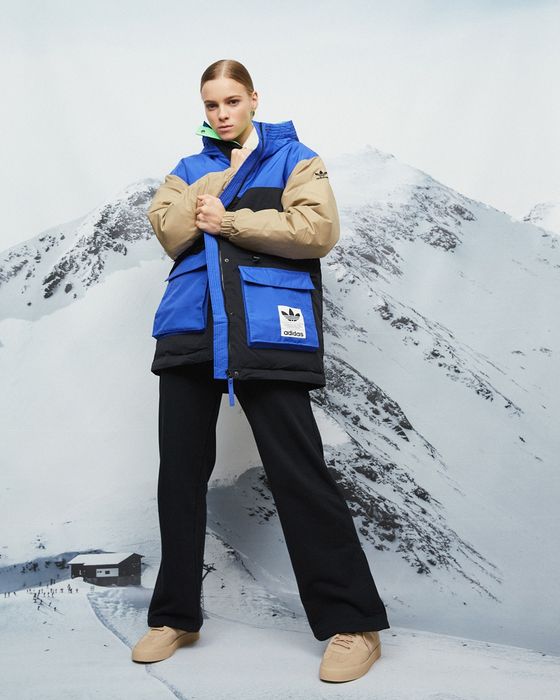 Пуховик від adidas розмір хс