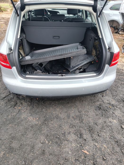 Audi A4 B8 , 2.0 TDI, 2010, LX7W, części