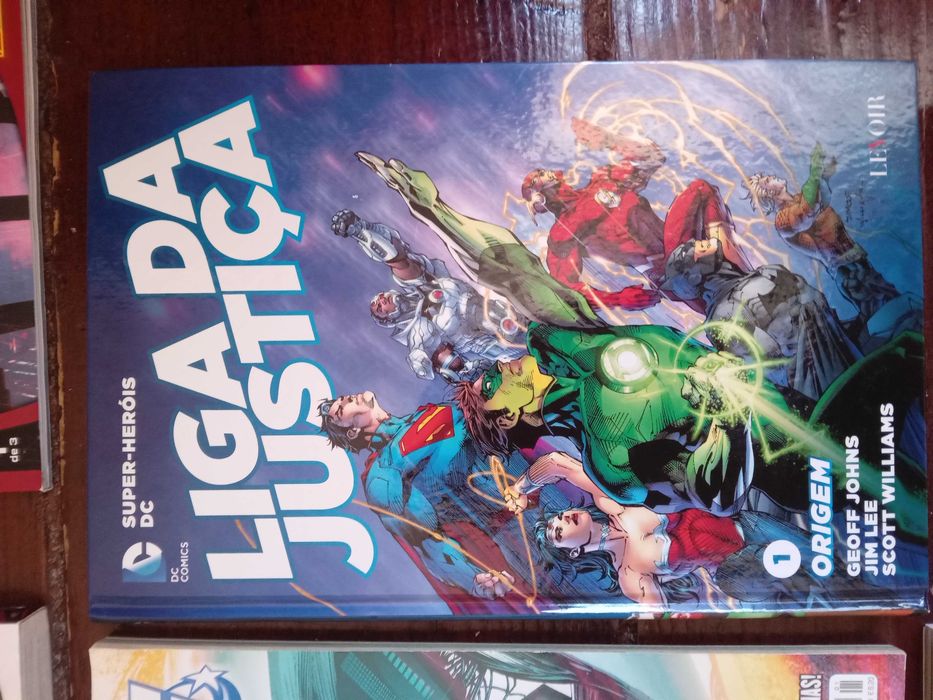 BD, mangas e livros