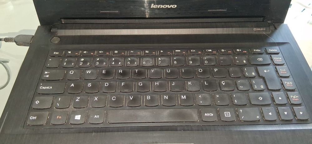 Computador portátil LENOVO. Perfeito funcionamento.