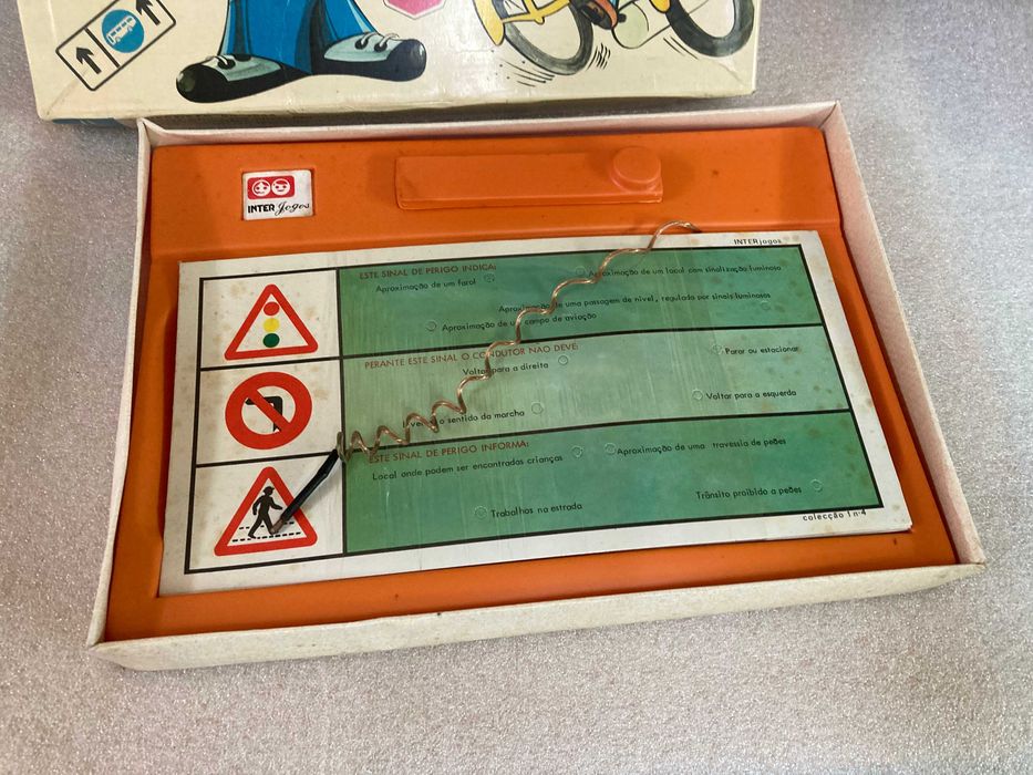 Jogo Código de Estrada da marca InterJogos Antigo