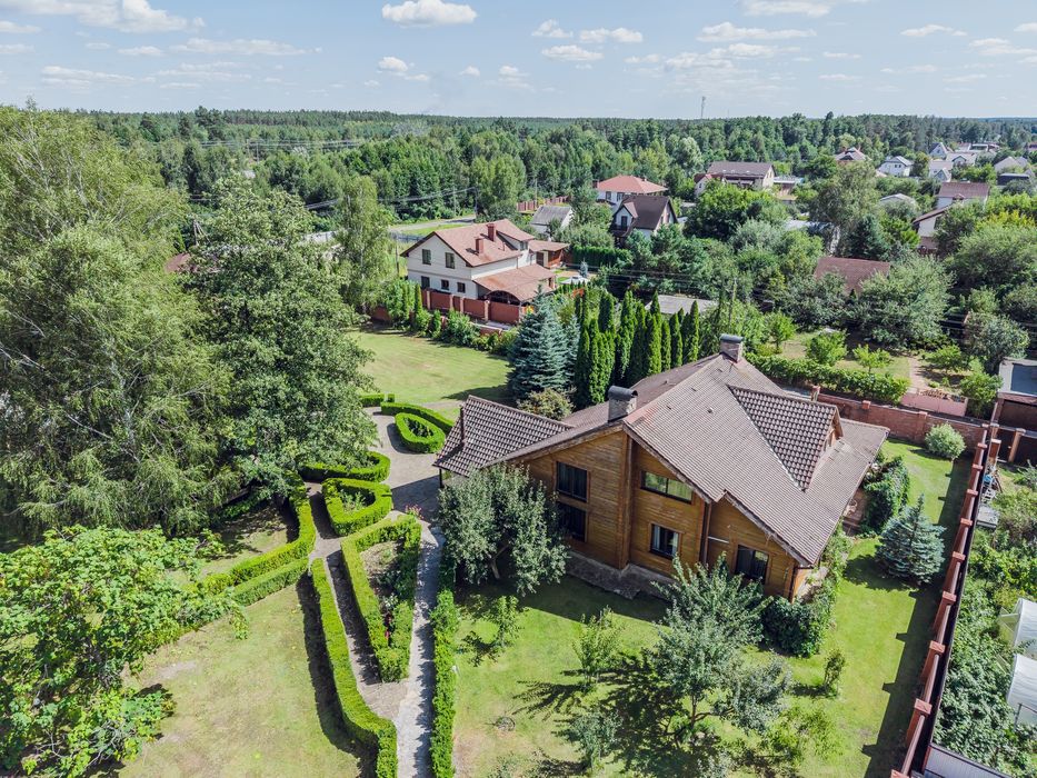 Новообухівська трасса , Романків , КМ «Енергетик» , будинок біля озера