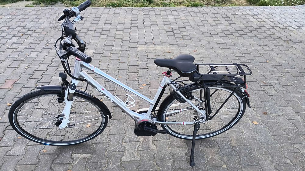 Rower elektryczny Victoria , Giant