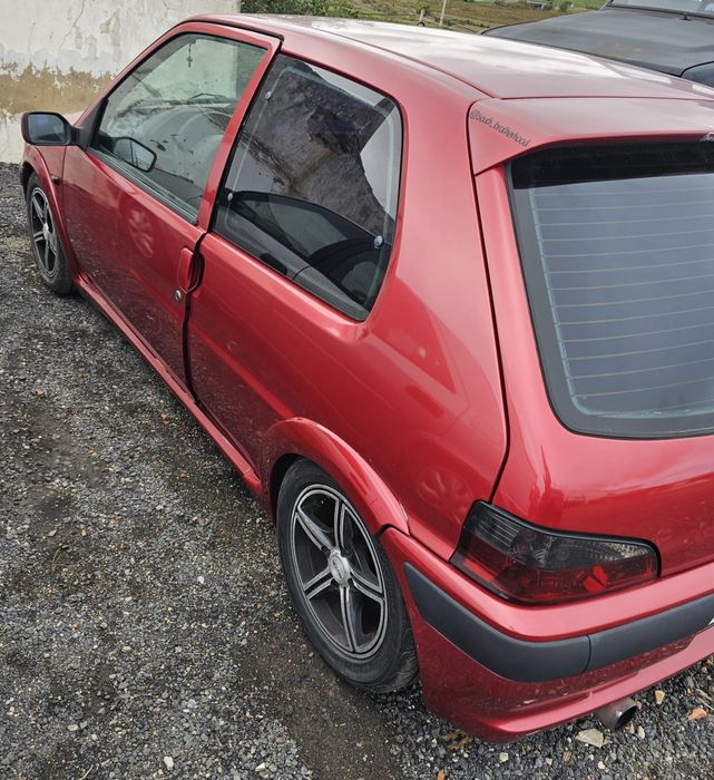 Peugeot 106 GTI  .