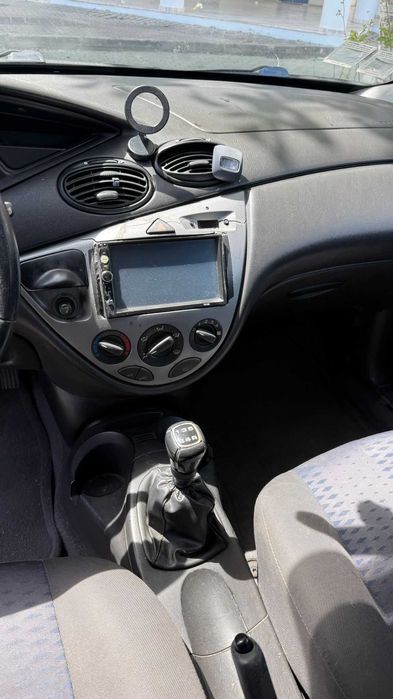 Ford Focus 5 lugares