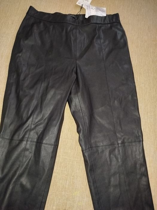 ZARA.  Штани нові