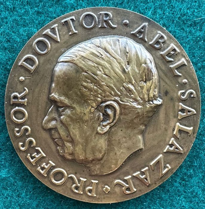 Medalha Prof. Dr. Abel Salazar 1946